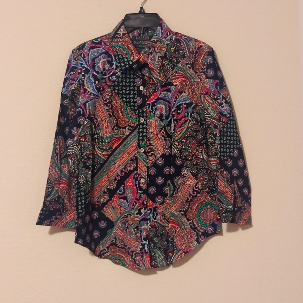 Lauren Ralph Lauren Women's non-iron Petite navy multicolored shirt.